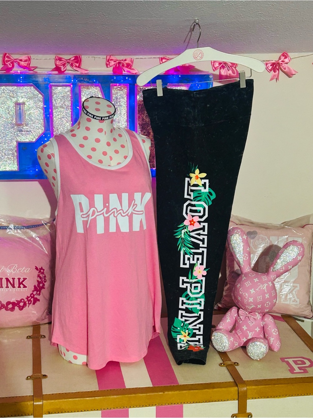 NWT tank top with/ matching leggings
